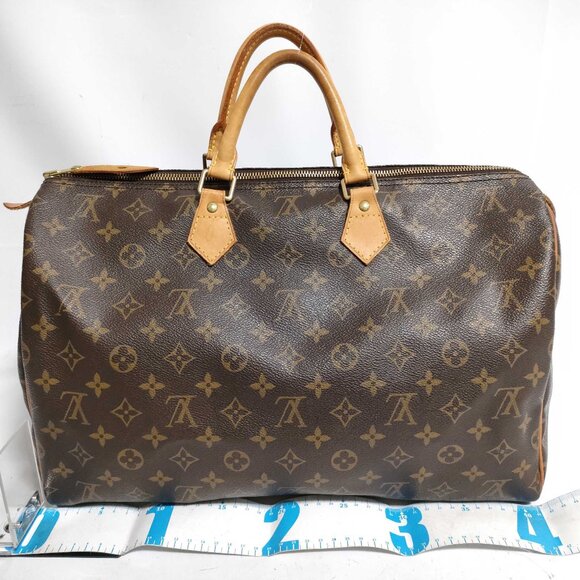 Louis Vuitton Handbags - Louis Vuitton Speedy 40 – Monogram Canvas